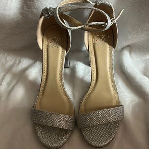 Sparkle silver heels